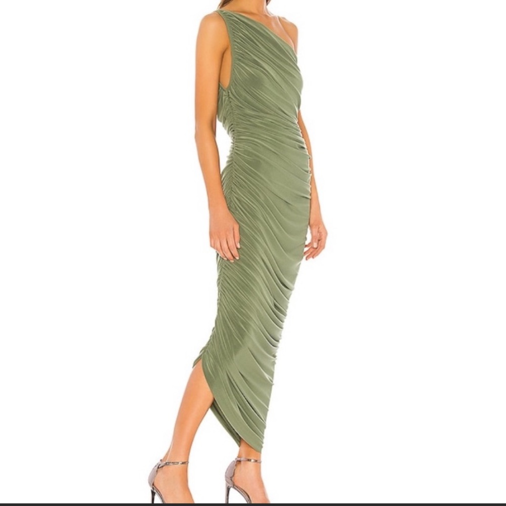 Norma Kamali Diana Gown Green